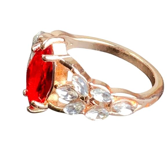 Marquise-Cut Red Glass Gemstone Open Filigree Vintage Floral Ring – Size 10 - Picture 7 of 8